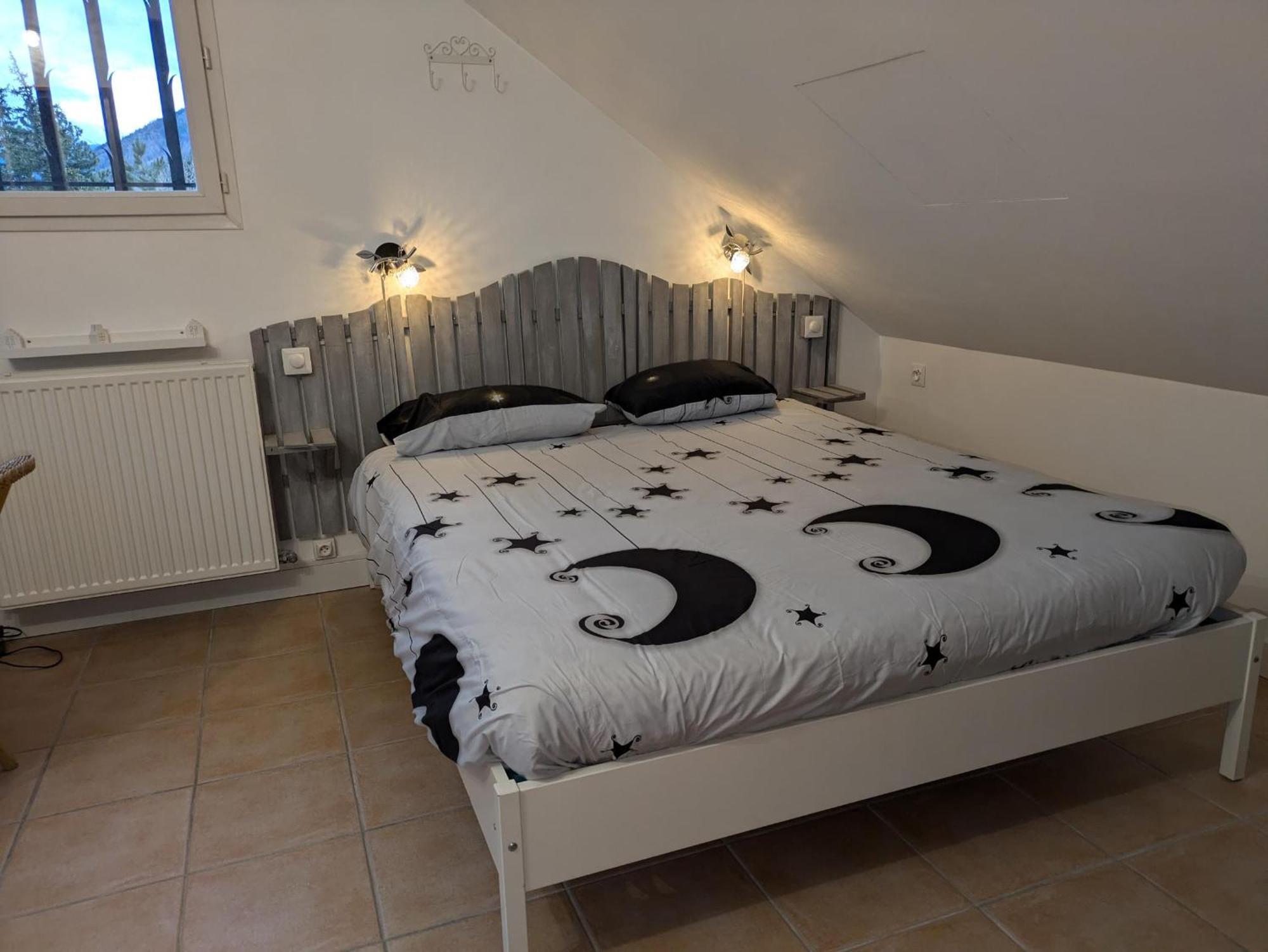 La Tulipe **** Bed and Breakfast Savines Εξωτερικό φωτογραφία